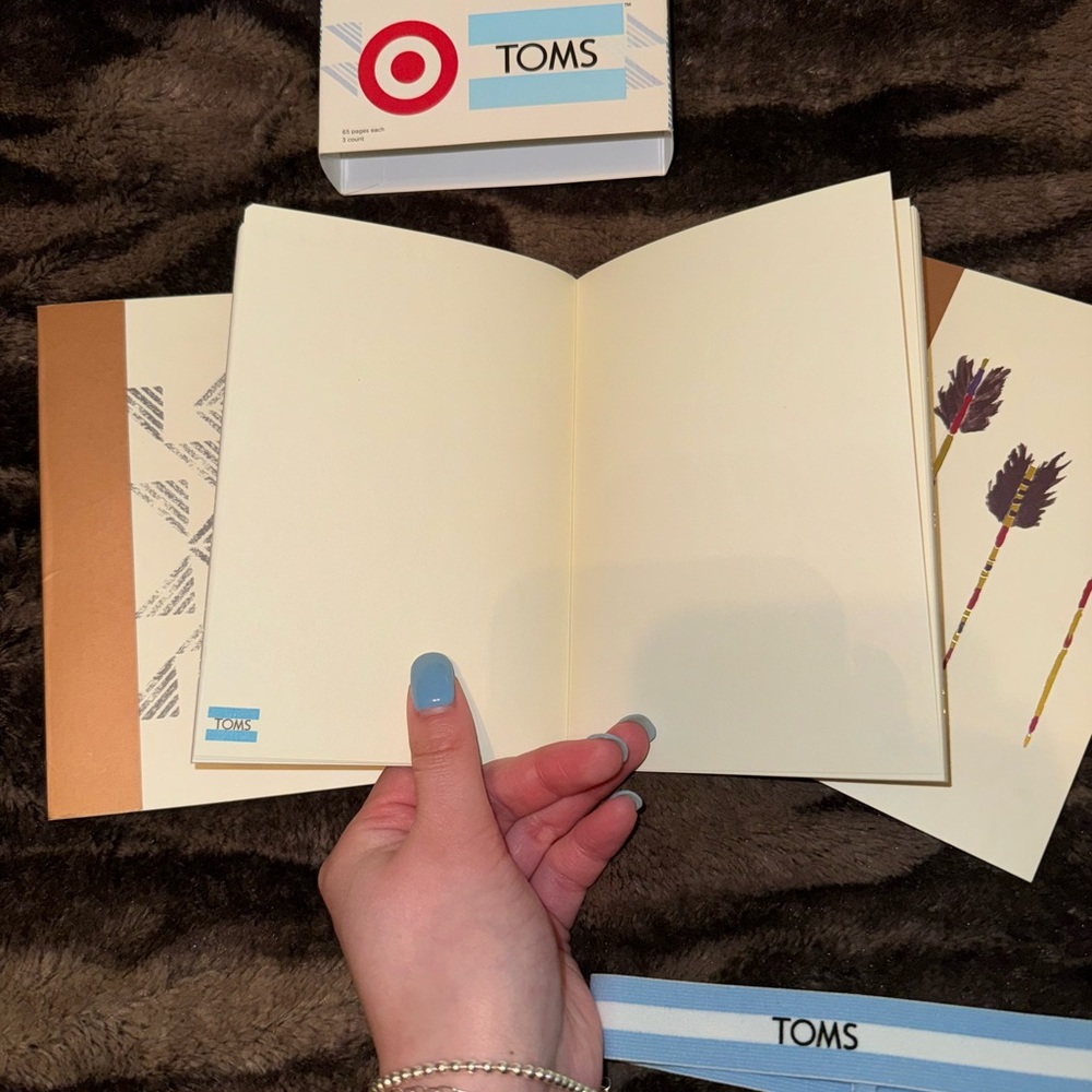 Tom’s Target Exclusive Set of 3 Notebooks - Picture 5 of 7